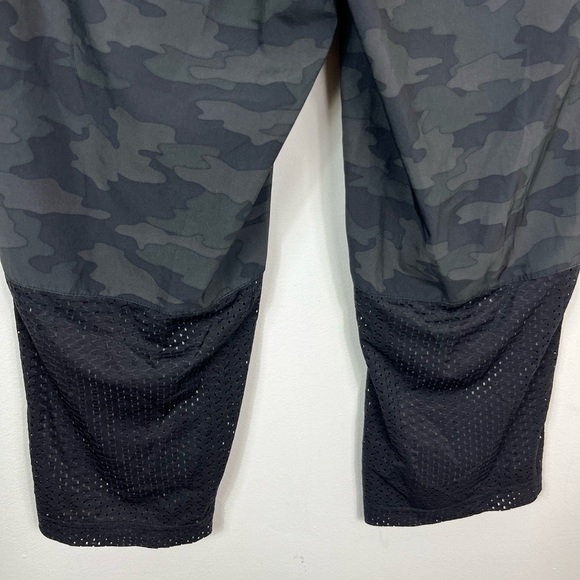 Kyodan Camo Print Lightweight Capri Joggers Sz L - Picture 6 of 8